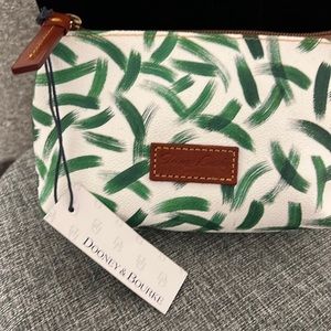 Dooney & Bourke pouch